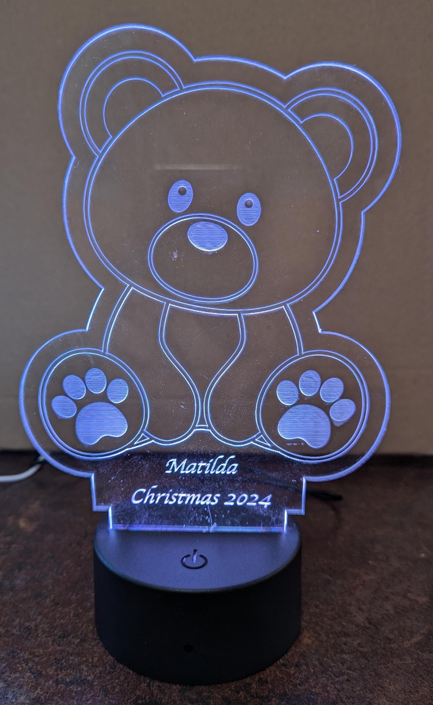 Adorable Colour-Changing Child’s Night Light | Soft Glow | Perfect for Kids' Bedrooms | Battery or USB powered | Safe